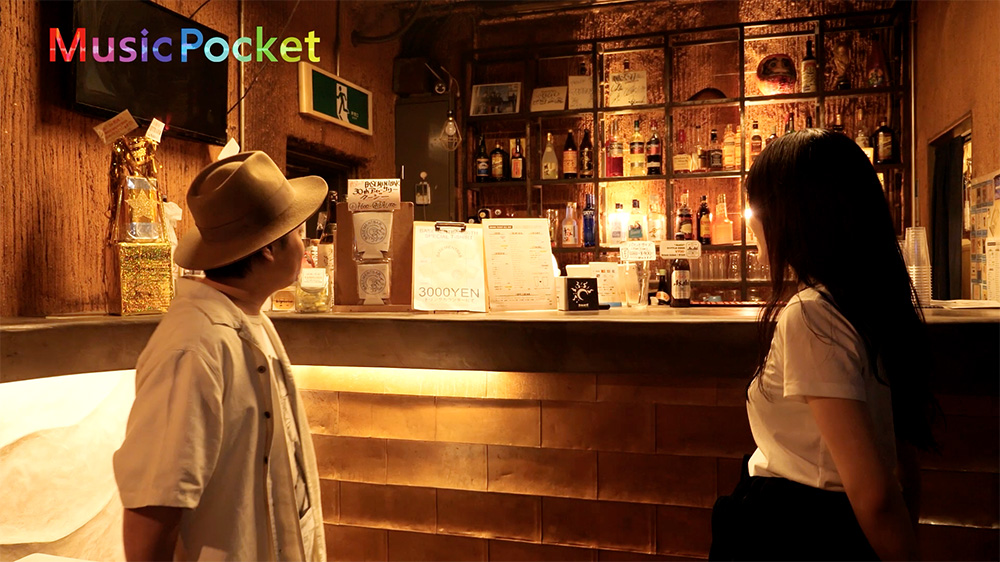 BASEMENTBARのバーカウンター写真