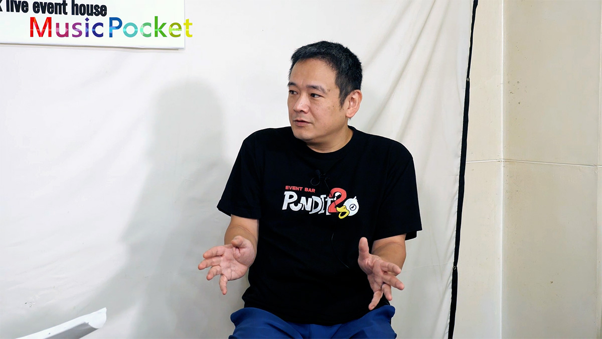 奥野さんインタビュー写真