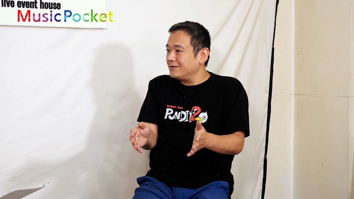 奥野さんインタビュー写真