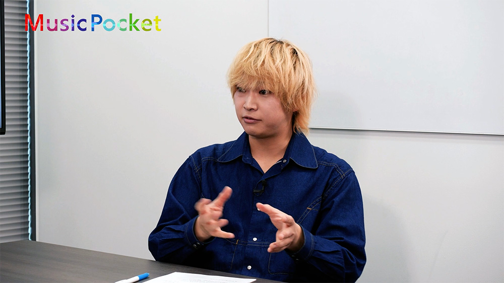 冨塚さんインタビュー写真